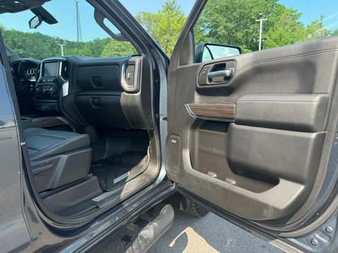 Used 2019 Chevrolet Silverado 1500 LT Trail Boss image 17