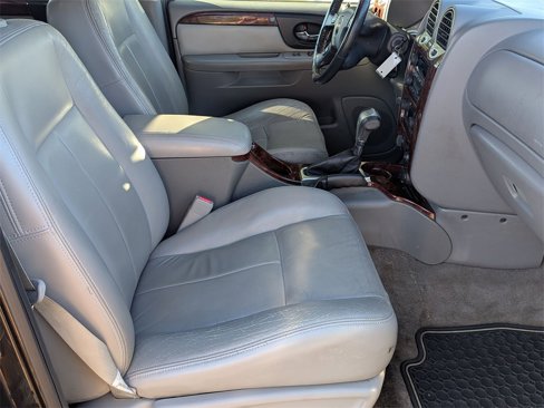 Used 2009 GMC Envoy SLT image 27