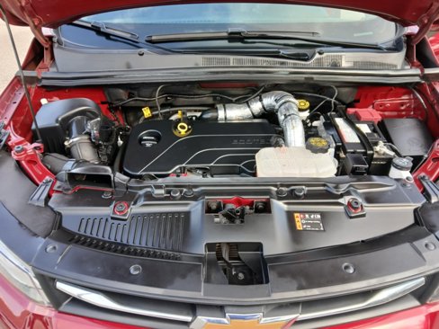 Used 2022 Chevrolet Trax LT w/ LT Convenience Package image 15