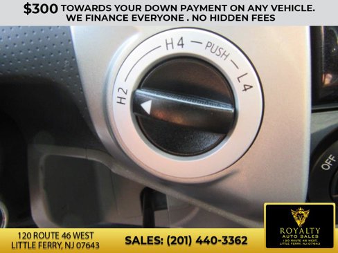 Used 2013 Toyota Tacoma 4x4 Access Cab V6 image 16