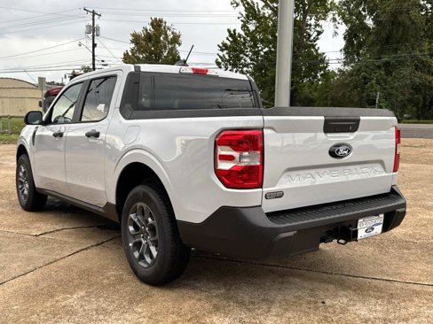New 2025 Ford Maverick XLT image 4