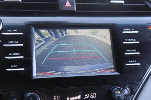 Used 2019 Toyota Camry LE image 26