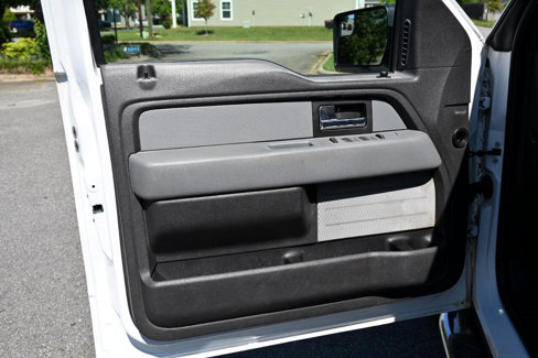 Used 2013 Ford F150 XLT w/ Luxury Equipment Group image 16