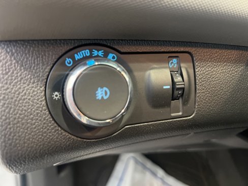 Used 2015 Chevrolet Sonic LTZ image 14