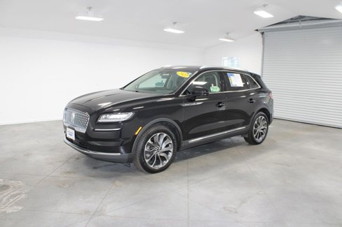 Used 2022 Lincoln Nautilus Reserve image 4