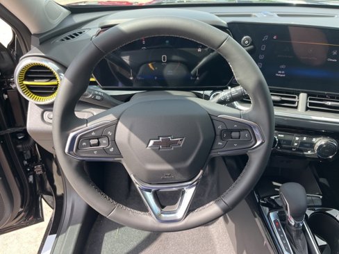 New 2025 Chevrolet Trax ACTIV w/ Driver Confidence Package image 17