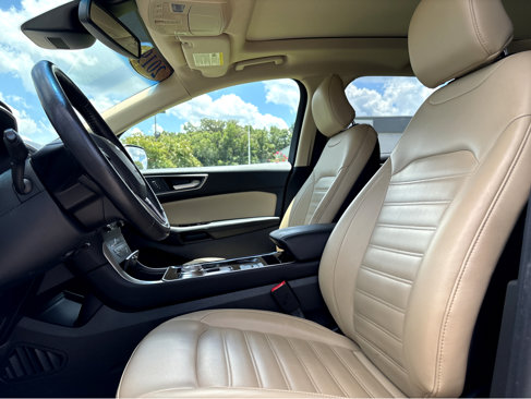Used 2019 Ford Edge SEL w/ Equipment Group 201A image 9