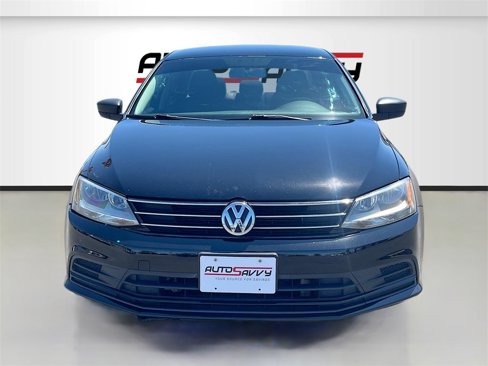 Used 2016 Volkswagen Jetta S image 2