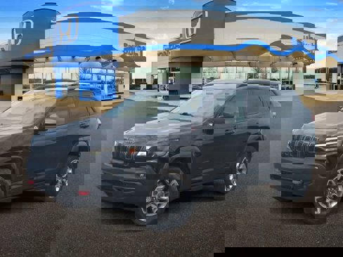 Used 2019 Jeep Cherokee Trailhawk w/ Cold Weather Group image 1