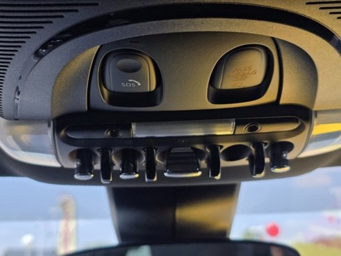 Used 2021 MINI Cooper Countryman image 18