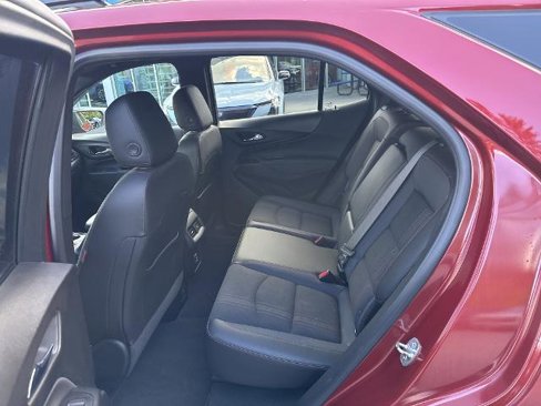 Certified 2022 Chevrolet Equinox RS w/ Infotainment Package image 11