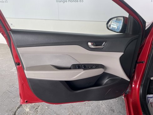 Used 2019 Hyundai Accent SE image 21