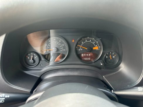 Used 2016 Jeep Patriot Sport image 37