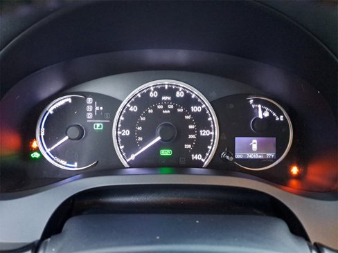 Used 2014 Lexus CT 200h image 18