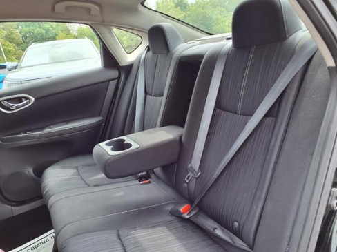Used 2018 Nissan Sentra SV image 10