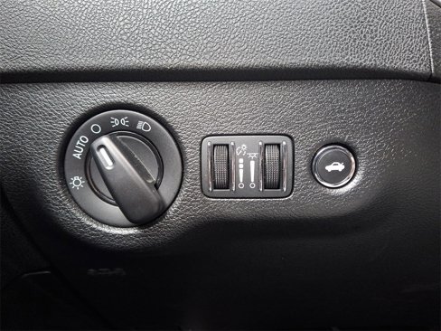 Used 2022 Dodge Charger SXT w/ Leather Interior Group image 25