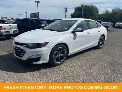Used 2024 Chevrolet Malibu LT image 3