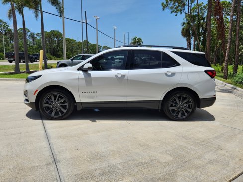 Used 2023 Chevrolet Equinox RS w/ RS Leather Package image 4