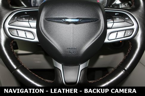 Used 2020 Chrysler Pacifica Touring-L Plus w/ Tire & Wheel Group image 16