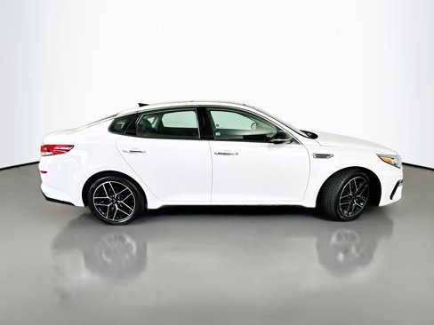 Certified 2020 Kia Optima SE image 8