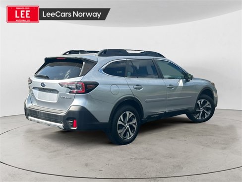 Used 2020 Subaru Outback Limited image 5