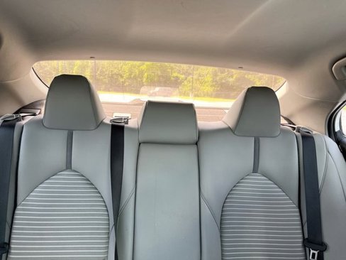 Used 2019 Toyota Camry SE image 13