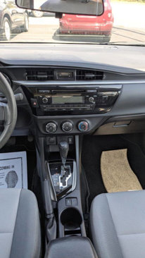 Used 2015 Toyota Corolla L image 29
