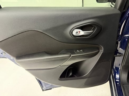 Used 2016 Jeep Cherokee Latitude image 35