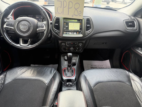 Used 2018 Jeep Compass Trailhawk w/ Navigation Group image 12