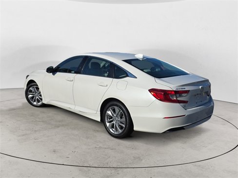 Used 2018 Honda Accord LX image 3