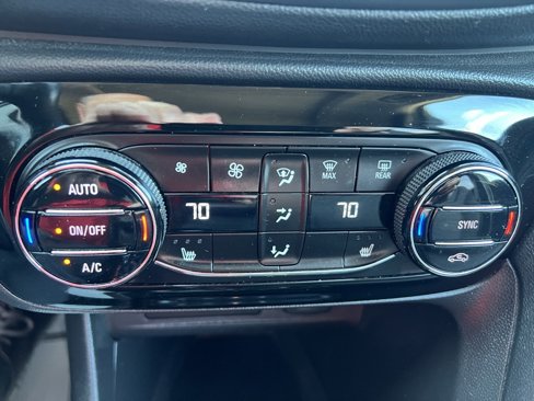 Used 2022 Buick Encore GX Select w/ Experience Buick Package image 38