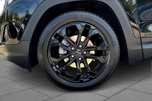Used 2021 GMC Terrain SLT w/ Infotainment Package II image 10