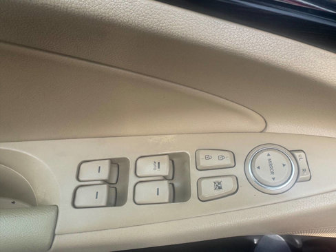 Used 2013 Hyundai Sonata Limited w/ Premium Pkg image 11