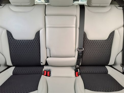Used 2019 Jeep Compass Latitude image 36