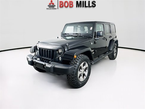 Used 2016 Jeep Wrangler Unlimited Sahara w/ Max Tow Package image 3