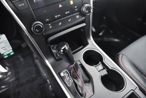 Used 2017 Toyota Camry SE image 21