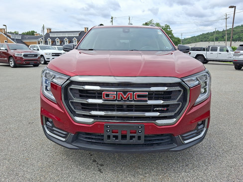 Used 2022 GMC Terrain AT4 w/ Infotainment Package II image 3