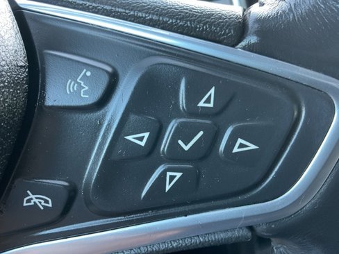 Used 2022 Chevrolet Equinox LT image 10
