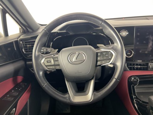 Used 2022 Lexus NX 250 FWD image 12