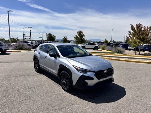 Used 2025 Subaru Crosstrek 2.0i image 2