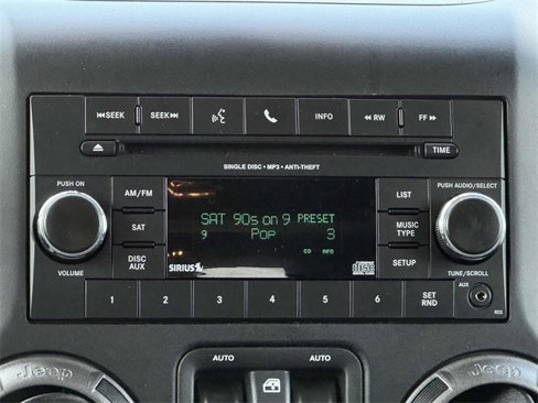 Used 2018 Jeep Wrangler Unlimited Sport S image 3
