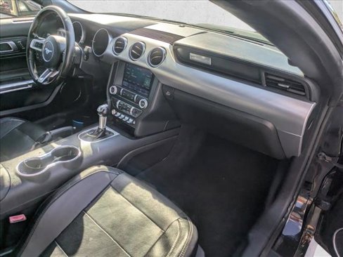 Used 2019 Ford Mustang Premium image 16