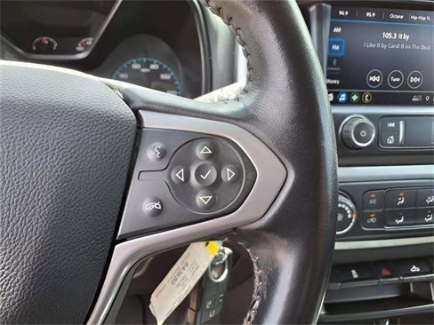Used 2022 Chevrolet Colorado LT w/ LT Convenience Package image 16