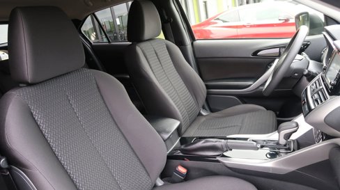 Used 2019 Mitsubishi Eclipse Cross ES image 27