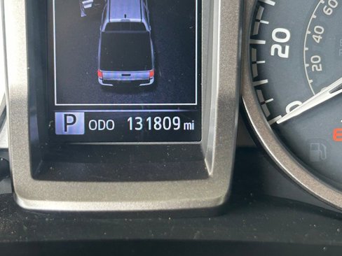 Used 2016 Toyota Tacoma SR5 image 40