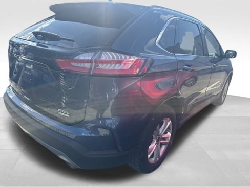 Used 2019 Ford Edge SEL w/ Equipment Group 201A image 6