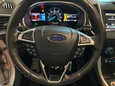 Used 2015 Ford Edge SEL w/ Equipment Group 201A image 18