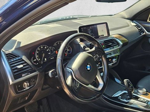 Used 2019 BMW X4 xDrive30i w/ Driving Assistance Package image 10