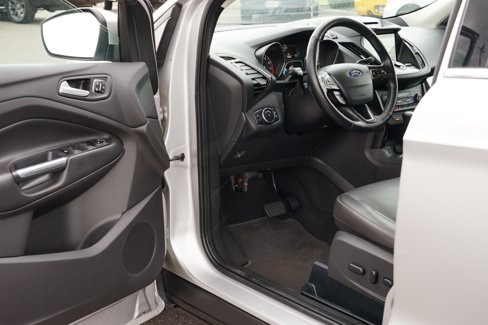 Used 2017 Ford Escape Titanium w/ Equipment Group 301A image 15