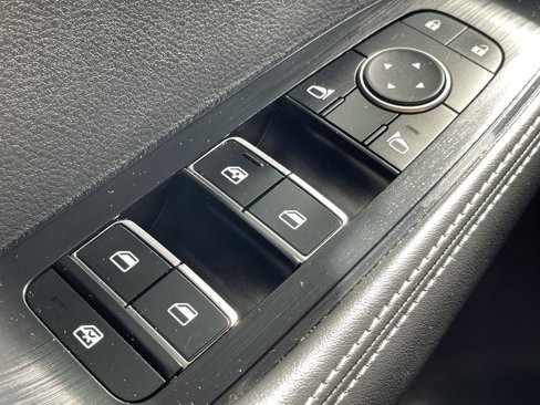 Used 2021 Nissan Rogue Platinum image 21